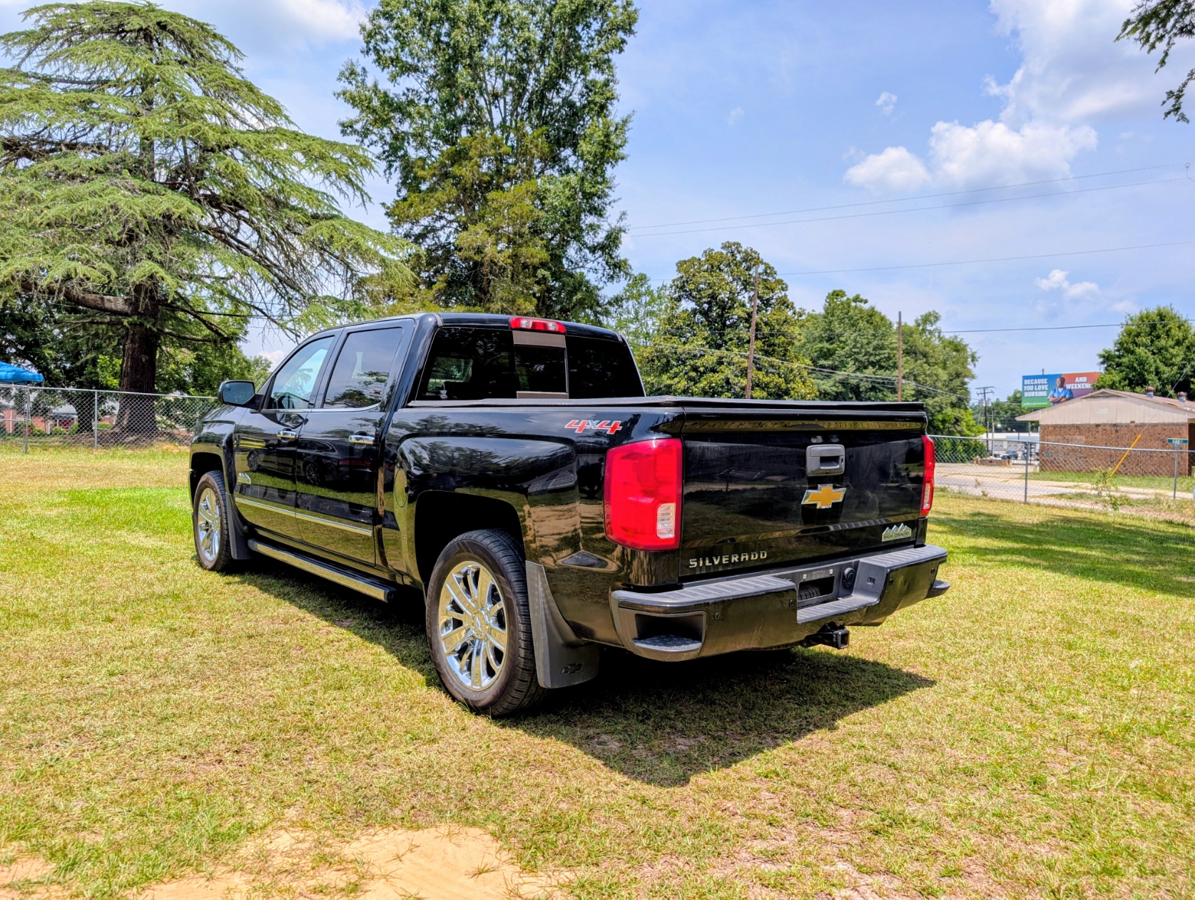 
								2017 Chevrolet Silverado 1500 4WD full									