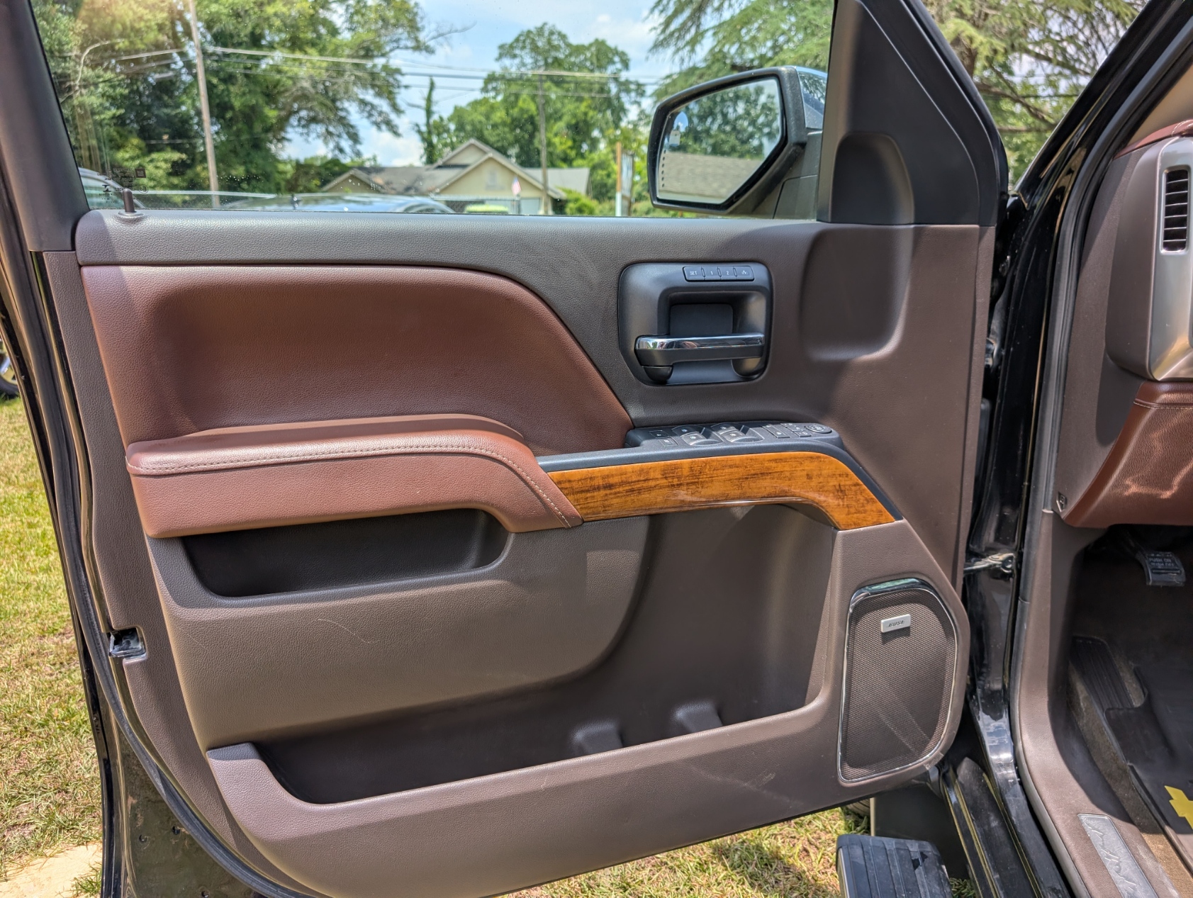 
								2017 Chevrolet Silverado 1500 4WD full									