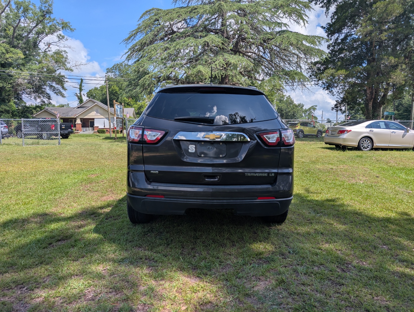 
								2015 Chevrolet Traverse LT AWD full									