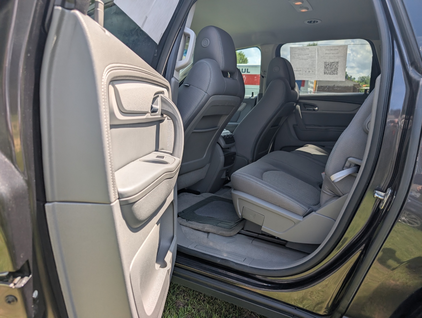 
								2015 Chevrolet Traverse LT AWD full									