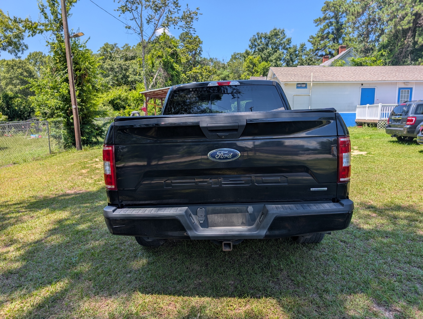 
								2020 Ford F-150 XLT SuperCrew 2WD full									