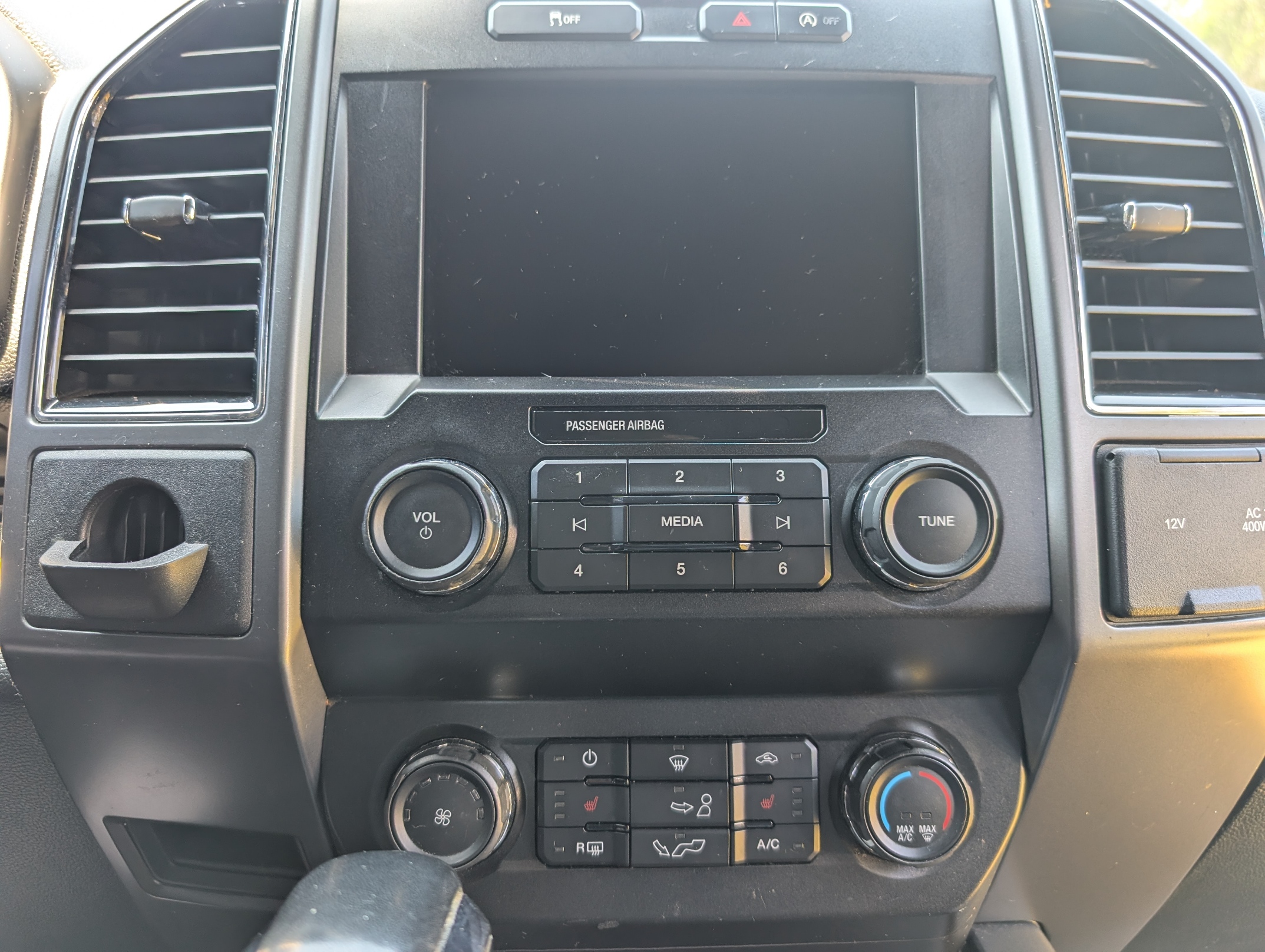 
								2020 Ford F-150 XLT SuperCrew 2WD full									