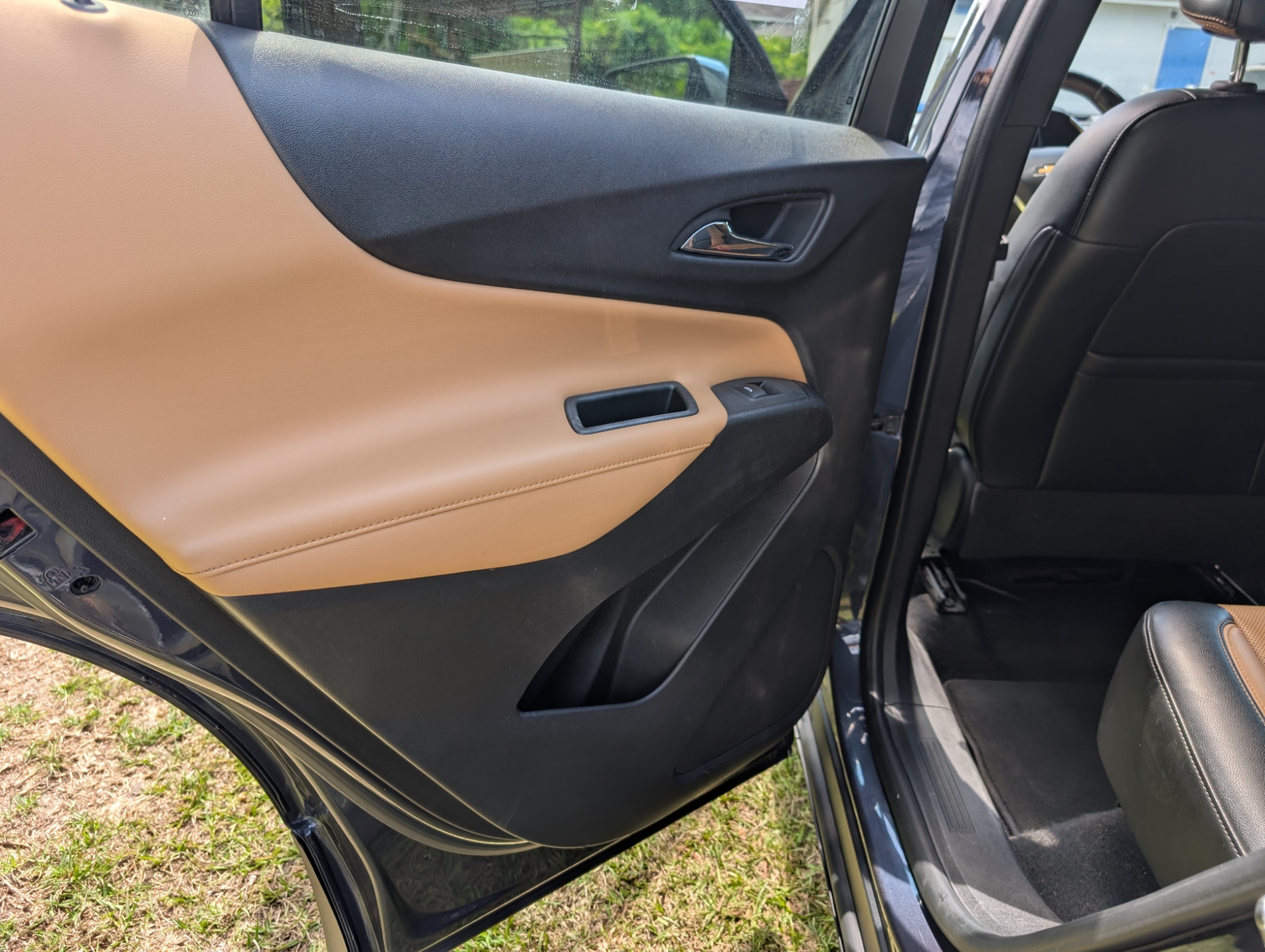 
								2018 Chevrolet Equinox Premier AWD full									
