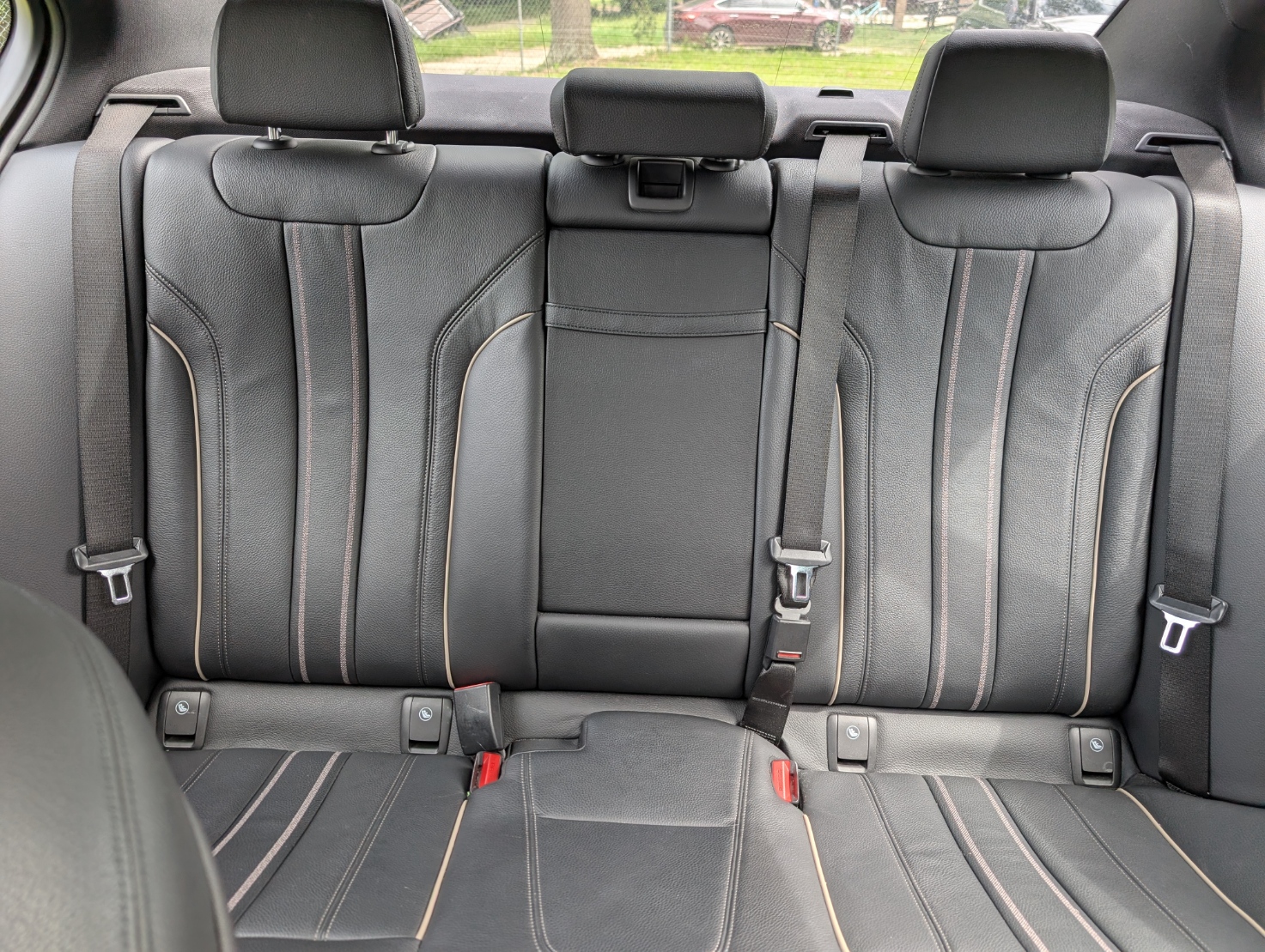 
								2019 BMW 530i full									