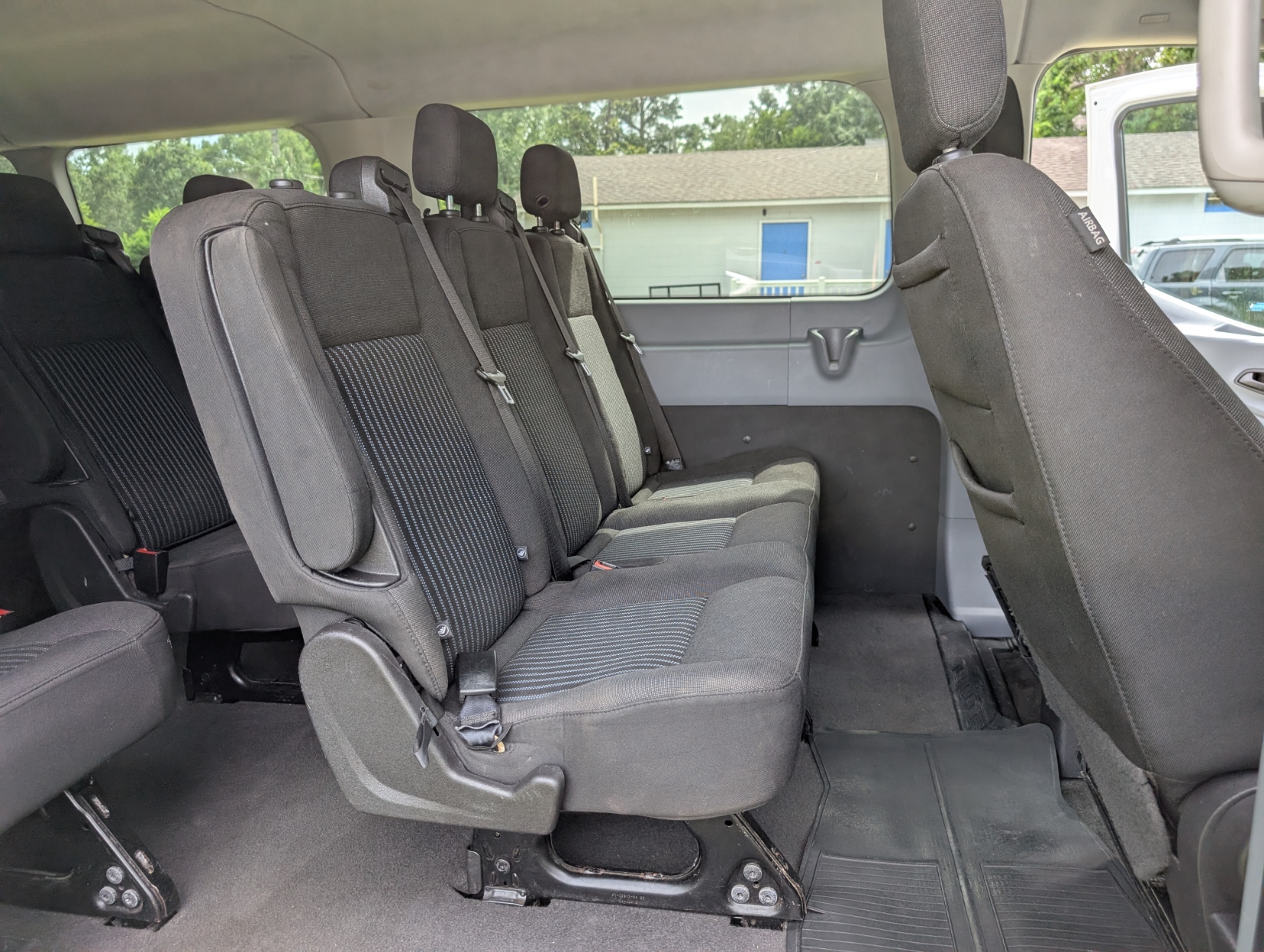 
								2017 Ford Transit 350 XLT full									