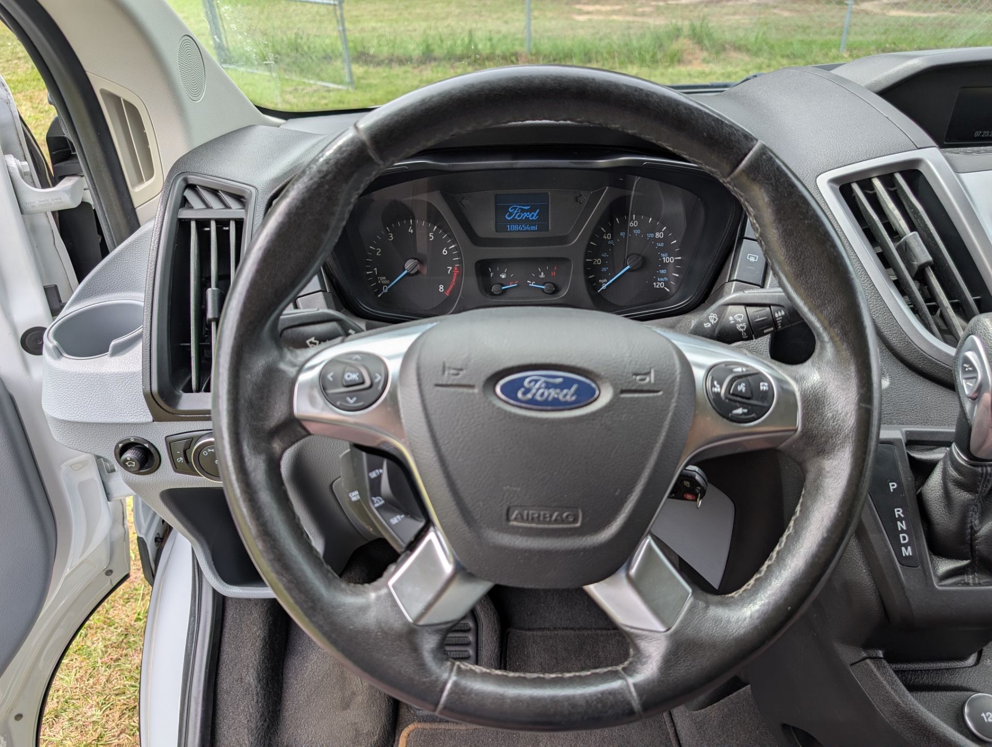 
								2017 Ford Transit 350 XLT full									