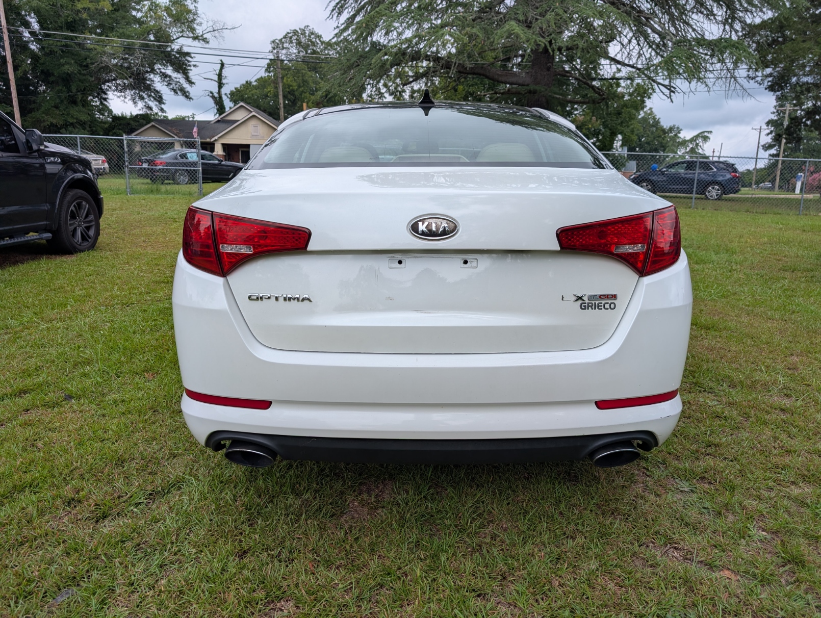 
								2011 Kia Optima EX Turbo full									