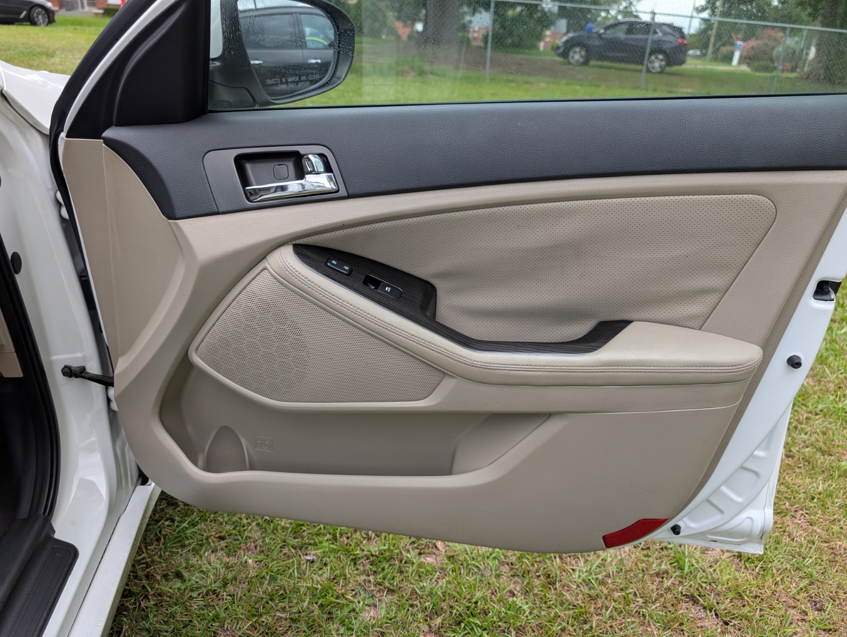 
								2011 Kia Optima EX Turbo full									