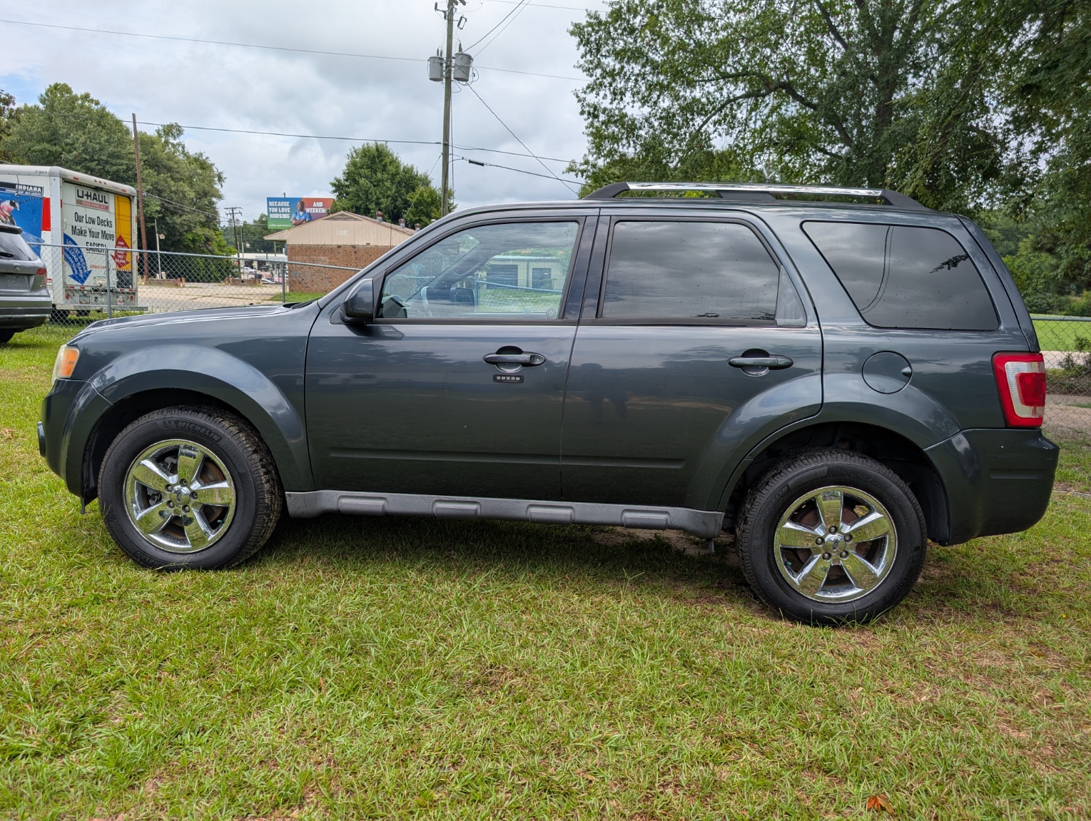 
								2009 Ford Escape XLT 4WD full									