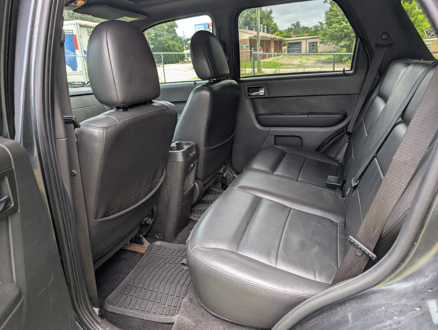 
								2009 Ford Escape XLT 4WD full									