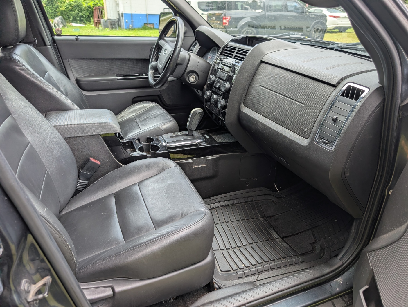 
								2009 Ford Escape XLT 4WD full									